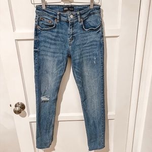 ZARA light washed high waisted skinny jeans